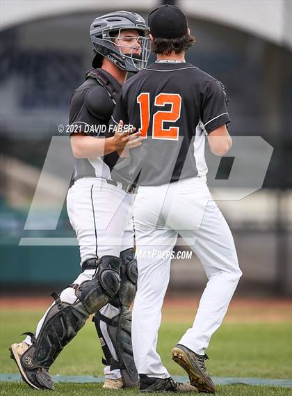 Thumbnail 3 in Central vs. Tyrone (PIAA 3A D6 Championship)  photogallery.