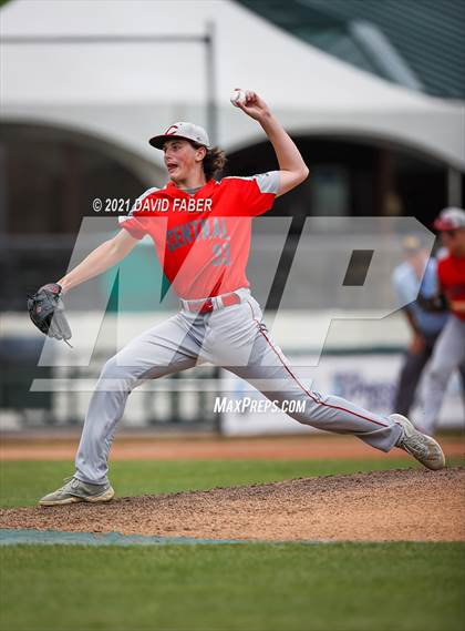 Thumbnail 3 in Central vs. Tyrone (PIAA 3A D6 Championship)  photogallery.
