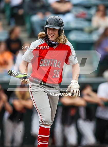 Thumbnail 3 in Central vs. Tyrone (PIAA 3A D6 Championship)  photogallery.