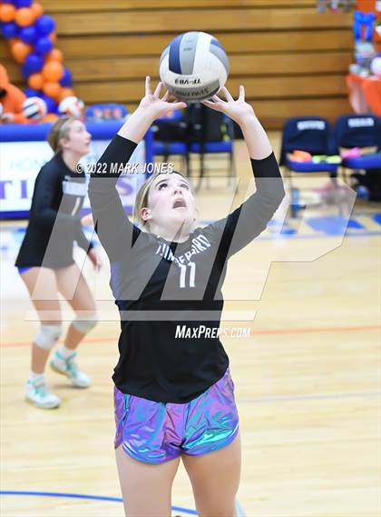 Thumbnail 2 in Thunderbird vs. Yuma (Senior Night) photogallery.