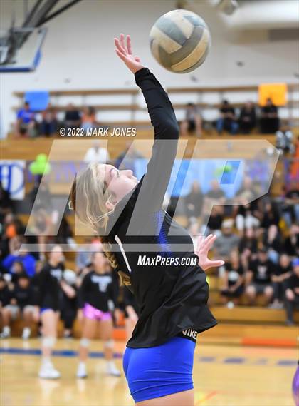 Thumbnail 1 in Thunderbird vs. Yuma (Senior Night) photogallery.