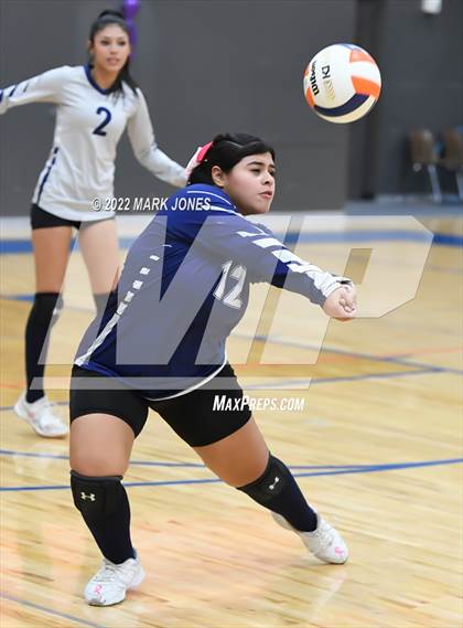 Thumbnail 1 in Thunderbird vs. Yuma (Senior Night) photogallery.