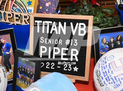 Thumbnail 2 in Thunderbird vs. Yuma (Senior Night) photogallery.