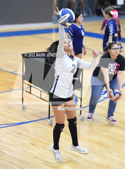 Thumbnail 2 in Thunderbird vs. Yuma (Senior Night) photogallery.