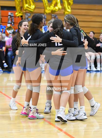 Thumbnail 2 in Thunderbird vs. Yuma (Senior Night) photogallery.