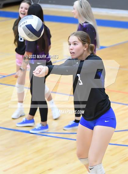 Thumbnail 1 in Thunderbird vs. Yuma (Senior Night) photogallery.