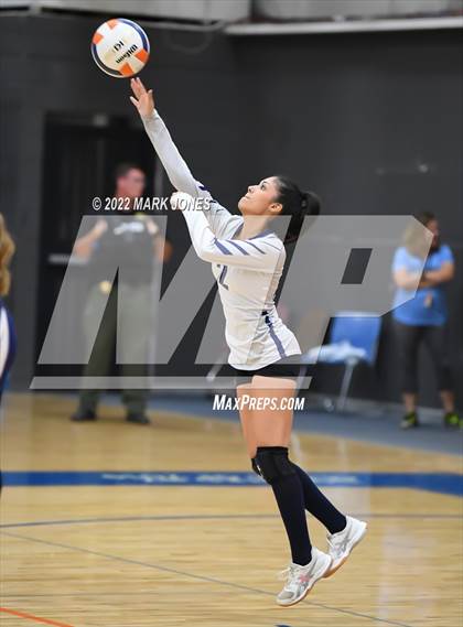 Thumbnail 3 in Thunderbird vs. Yuma (Senior Night) photogallery.