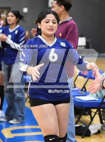 Thumbnail 1 in Thunderbird vs. Yuma (Senior Night) photogallery.
