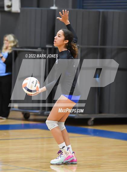 Thumbnail 1 in Thunderbird vs. Yuma (Senior Night) photogallery.