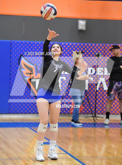 Thumbnail 2 in Thunderbird vs. Yuma (Senior Night) photogallery.
