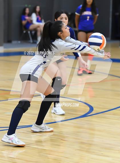 Thumbnail 3 in Thunderbird vs. Yuma (Senior Night) photogallery.