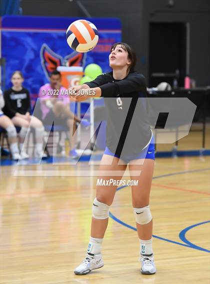 Thumbnail 1 in Thunderbird vs. Yuma (Senior Night) photogallery.