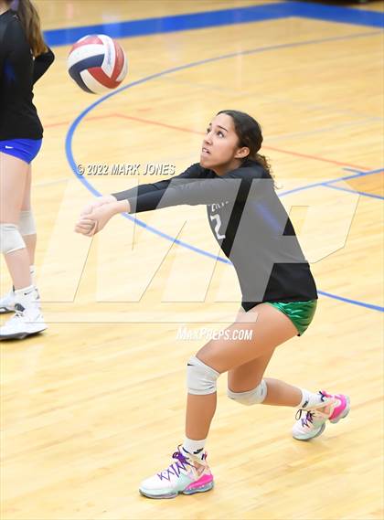Thumbnail 3 in Thunderbird vs. Yuma (Senior Night) photogallery.