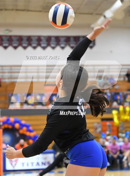 Thumbnail 2 in Thunderbird vs. Yuma (Senior Night) photogallery.