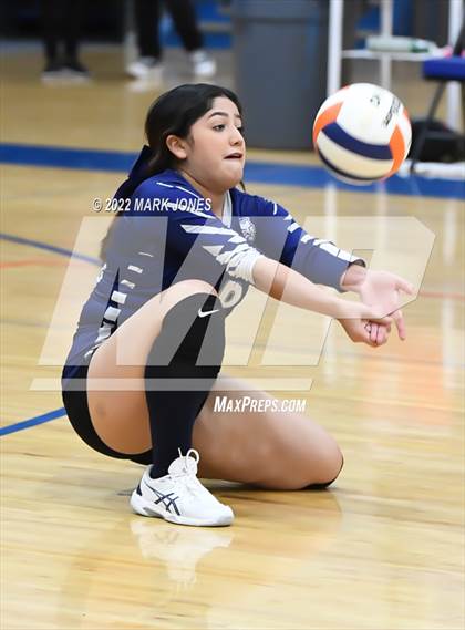 Thumbnail 1 in Thunderbird vs. Yuma (Senior Night) photogallery.