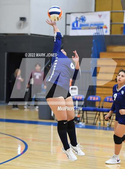 Thumbnail 3 in Thunderbird vs. Yuma (Senior Night) photogallery.