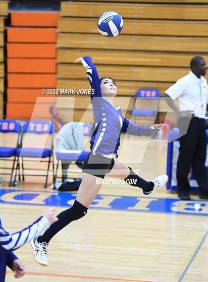Thumbnail 2 in Thunderbird vs. Yuma (Senior Night) photogallery.