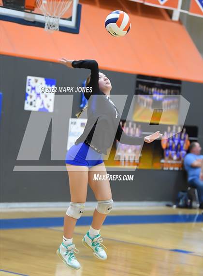 Thumbnail 3 in Thunderbird vs. Yuma (Senior Night) photogallery.