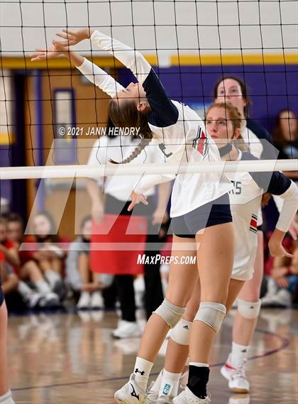 Thumbnail 2 in Coronado vs. Vista Murrieta (Durango Fall Classic) photogallery.