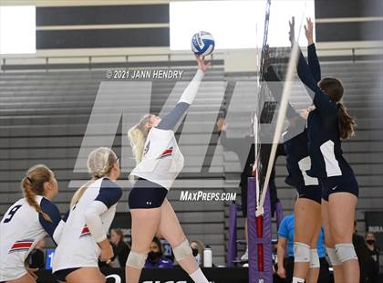 Thumbnail 2 in Coronado vs. Vista Murrieta (Durango Fall Classic) photogallery.