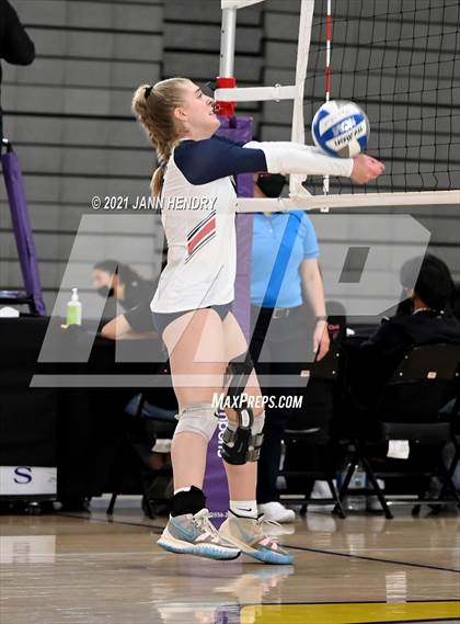 Thumbnail 1 in Coronado vs. Vista Murrieta (Durango Fall Classic) photogallery.