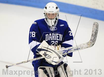 Thumbnail 2 in Darien vs. Notre Dame-West Haven (CIAC Division I Semifinal) photogallery.