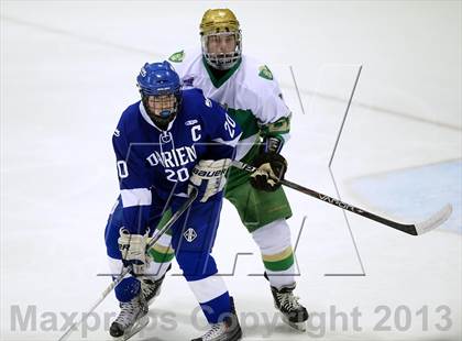 Thumbnail 3 in Darien vs. Notre Dame-West Haven (CIAC Division I Semifinal) photogallery.