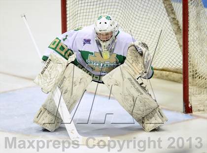 Thumbnail 3 in Darien vs. Notre Dame-West Haven (CIAC Division I Semifinal) photogallery.
