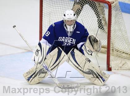 Thumbnail 2 in Darien vs. Notre Dame-West Haven (CIAC Division I Semifinal) photogallery.