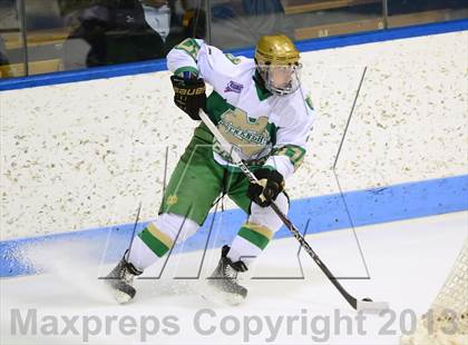 Thumbnail 2 in Darien vs. Notre Dame-West Haven (CIAC Division I Semifinal) photogallery.