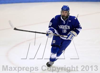 Thumbnail 3 in Darien vs. Notre Dame-West Haven (CIAC Division I Semifinal) photogallery.