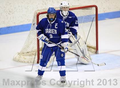 Thumbnail 2 in Darien vs. Notre Dame-West Haven (CIAC Division I Semifinal) photogallery.