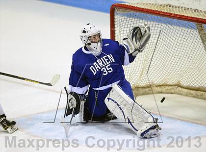 Thumbnail 1 in Darien vs. Notre Dame-West Haven (CIAC Division I Semifinal) photogallery.