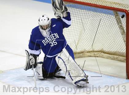 Thumbnail 2 in Darien vs. Notre Dame-West Haven (CIAC Division I Semifinal) photogallery.