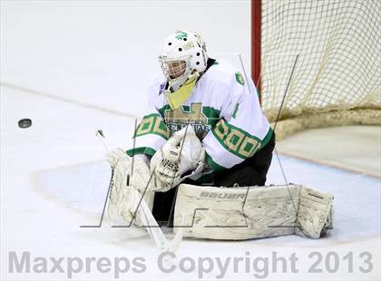 Thumbnail 3 in Darien vs. Notre Dame-West Haven (CIAC Division I Semifinal) photogallery.