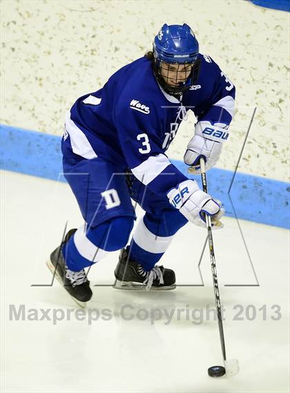 Thumbnail 2 in Darien vs. Notre Dame-West Haven (CIAC Division I Semifinal) photogallery.