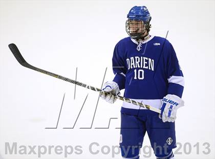 Thumbnail 3 in Darien vs. Notre Dame-West Haven (CIAC Division I Semifinal) photogallery.