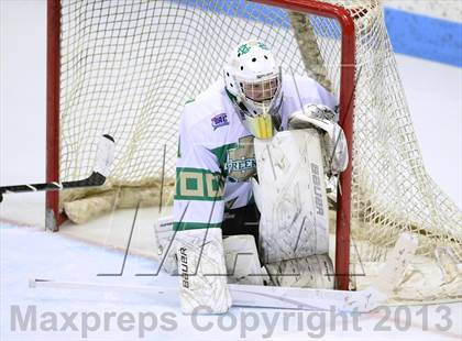 Thumbnail 2 in Darien vs. Notre Dame-West Haven (CIAC Division I Semifinal) photogallery.