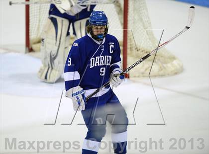 Thumbnail 3 in Darien vs. Notre Dame-West Haven (CIAC Division I Semifinal) photogallery.