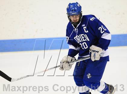 Thumbnail 3 in Darien vs. Notre Dame-West Haven (CIAC Division I Semifinal) photogallery.