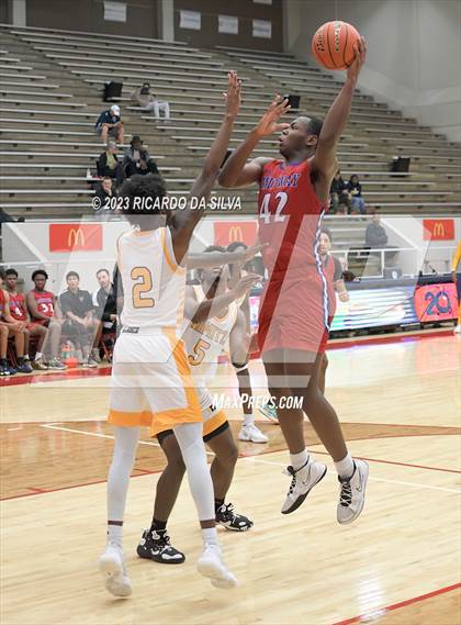 Thumbnail 3 in Midway vs Nimitz (McDonald's Texas Invitational) photogallery.