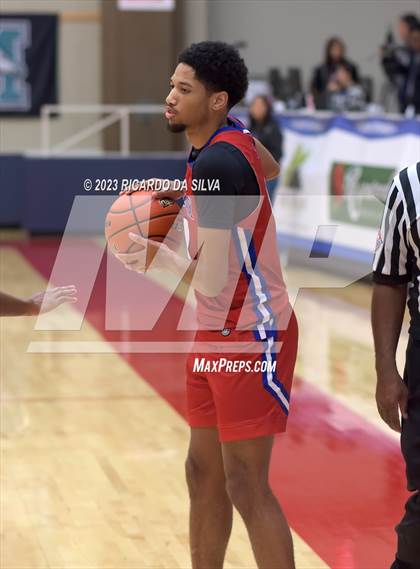 Thumbnail 2 in Midway vs Nimitz (McDonald's Texas Invitational) photogallery.