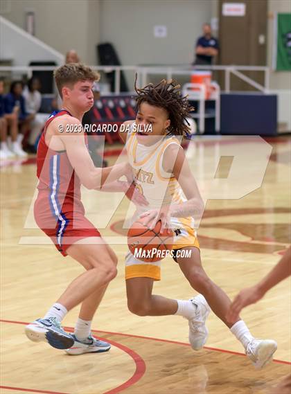 Thumbnail 1 in Midway vs Nimitz (McDonald's Texas Invitational) photogallery.