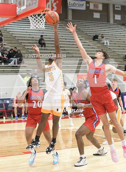 Thumbnail 2 in Midway vs Nimitz (McDonald's Texas Invitational) photogallery.