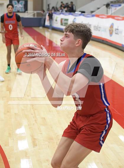 Thumbnail 1 in Midway vs Nimitz (McDonald's Texas Invitational) photogallery.