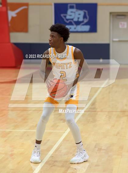 Thumbnail 2 in Midway vs Nimitz (McDonald's Texas Invitational) photogallery.