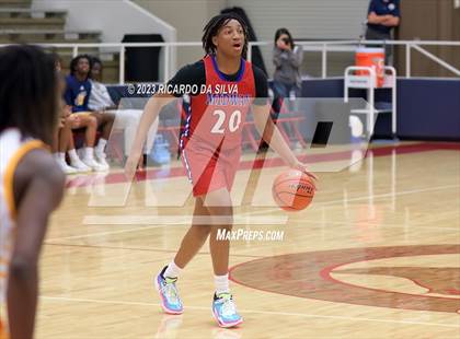 Thumbnail 1 in Midway vs Nimitz (McDonald's Texas Invitational) photogallery.