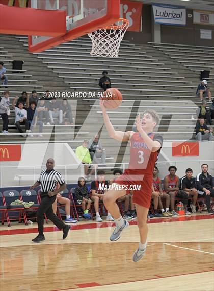 Thumbnail 2 in Midway vs Nimitz (McDonald's Texas Invitational) photogallery.