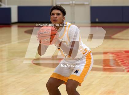 Thumbnail 2 in Midway vs Nimitz (McDonald's Texas Invitational) photogallery.