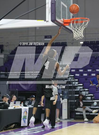 Thumbnail 3 in Memphis East vs. Pebblebrook (City Of Palms Classic) photogallery.